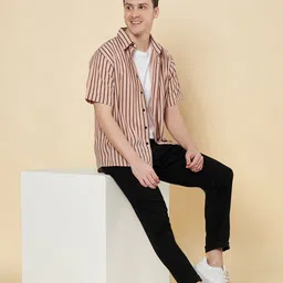 STRYZER Striped Textured Spread Collar Short Sleeves Classic Casual Shirt-image-72