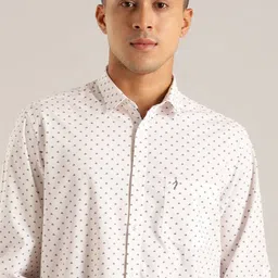 Indian Terrain Men Slim Fit Opaque Printed Casual Shirt-picture-25