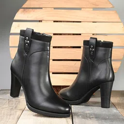 The Roadster Lifestyle Co Women Platform-Heeled Chelsea Boots-29