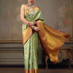 Silk Land Green & Golden Silk Woven Saree With Unstitched Blouse-picture-10