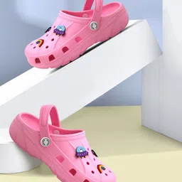 Red Tape Unisex Kids Clogs-50