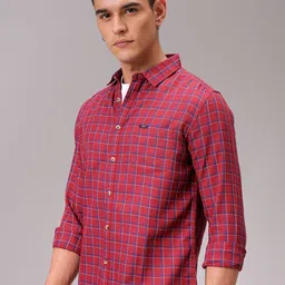The Indian Garage Co Standard Slim Fit Tartan Checked Spread Collar Cotton Casual Shirt-image-17