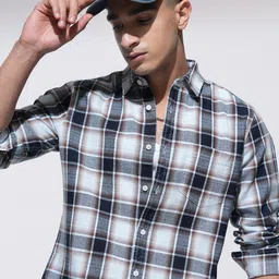 HIGHLANDER Men Comfort Slim Fit Opaque Checked Casual Shirt-picture-49