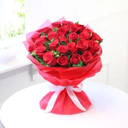Beautiful Bunch of 25 Red Roses-image-42