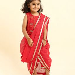 Babyhug Sleeveless Blouse And Sequins Bordered Saree - Red-image-13