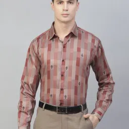 ManQ Rust Cotton Regular Fit Checks Shirt-image-62