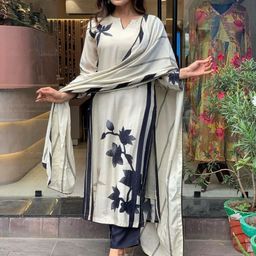 S.K.C Floral Printed Sequinned Straight Kurta With Trouser & Dupatta image 3