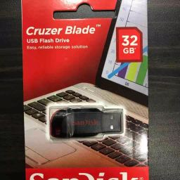 SanDisk 32 GB USB Black and Red Pen Drive-12