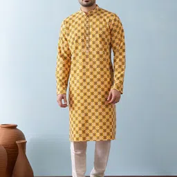 HERE&NOW Floral Embroidered Mandarin Collar Thread Work Straight Kurta-52