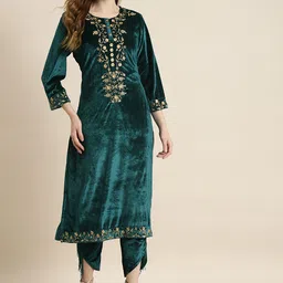 Shae by SASSAFRAS Women Teal Green & Gold-Toned Floral Embroidered Velvet Kurta-51
