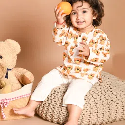 LIL PITAARA Pure Cotton Full Sleeves All Over Tiger Motif Printed Kurta With Pyjama - White & Orange-picture-35
