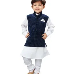 VASTRAMAY Kids White Cotton Printed Kurta Set-image-71