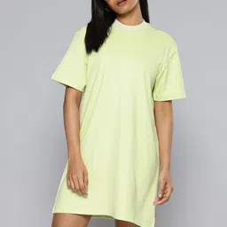 Levis Drop-Shoulder Sleeves T-shirt Dress-image-63