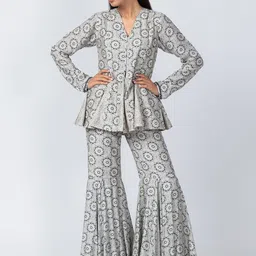 Label Naariti Printed Peplum Top With Trousers Co-Ords-picture-8