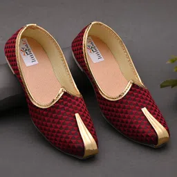 Little Palz Geometric Embroidered Mojaris - Maroon-picture-18