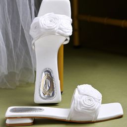 Shoetopia Floral Applique Detailed Sandals - White-picture-19