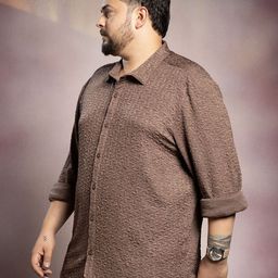Instafab Plus Size Self Design Spread Collar Regular Fit Casual Shirt image 4