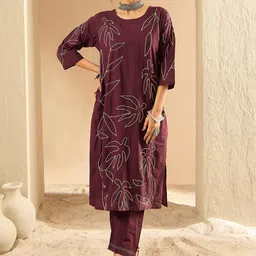 Indo Era Embroidered Three-Quarter Sleeves Pure Cotton Tunic & Trouser-picture-16