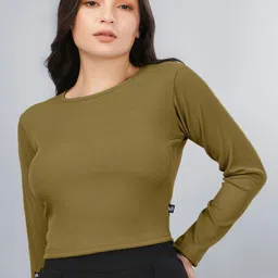 Plus Size Crop Top-picture-30