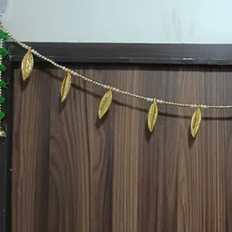 Nutts White & Green Leaf Bandhanwar Festive Decor With Side Hangings-image-49