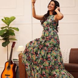 QUIERO Tropical Printed Tiered Maxi Dress-image-37