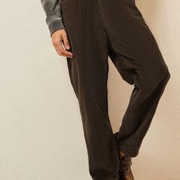 THE BEAR HOUSE Men Striped Loose Fit Corduroy Pleated Chinos Trousers-image-101