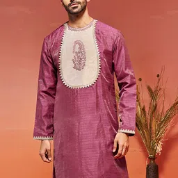 VASTRAMAY Men Yoke Design Patchwork Kurta-image-58
