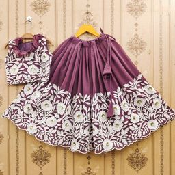 Helene Girls Embroidered Thread Work Ready to Wear Lehenga &-picture-35
