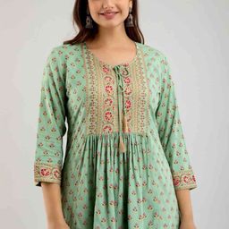 DMP EXPORT Women Floral Printed Tie-Up Neck Empire Top-image-48