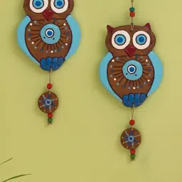 ExclusiveLane 'Wise Owls' Handmade & Hand-painted Garden Decorative Terracotta Wall Hanging-picture-31