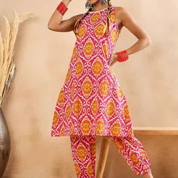 WineRed Geometric Printed Pure Cotton Tunic With Trousers Co-Ords-picture-5