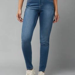 DOLCE CRUDO Blue Denim Distressed High Rise Jeans-image-55