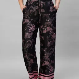 Drape in Vogue Black Print Pyjamas image 1