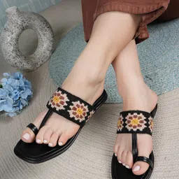 DressBerry Women Woven Design One Toe Flats-14