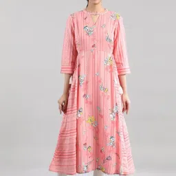 Aurelia Pink Printed A Line Kurta-image-36
