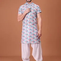 SHIWAM ETHNIX Men Geometric Printed Kurta with Salwar-18
