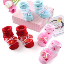 Cute Walk by Babyhug Ankle Length Socks Bow Applique Pack of 3 - Red Pink & Blue-image-98