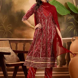Vastramyaa Floral Printed Gotta Patti Pure Cotton Anarkali Kurta With Trousers & Dupatta-image-81