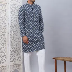 Jompers Men Floral Embroidered Regular Sequinned Kurta with Pyjamas-picture-3