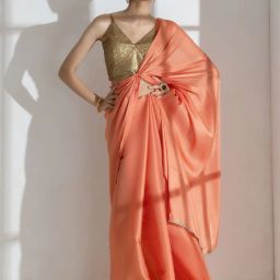 Swtantra Peach Plain Saree With Unstitched Blouse image 1