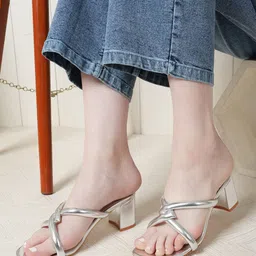 DressBerry Party Block Sandals-10