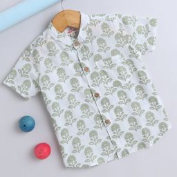 The Magic Wand Half Sleeve Floral Motifs Printed Shirt - Green-image-31
