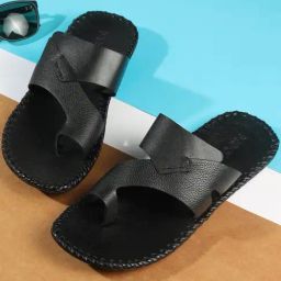 Mochi Men's Black Toe Ring Sandals-image-26