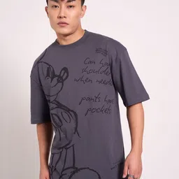 SF JEANS by Pantaloons Men Drop-Shoulder Sleeves Pockets T-shirt-image-11