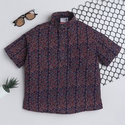 BAATCHEET Cotton Half Sleeves Abstract Printed Kurta Style Shirt -Navy Blue-image-2