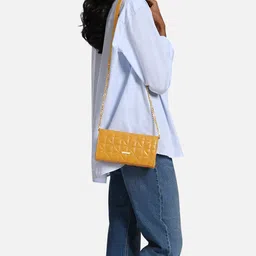 IRTH Quilted Structured Sling Bag-8