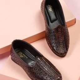 Tiny Bugs Floral Designed Mojaris - Brown-image-21