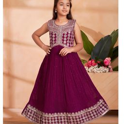Aarika Georgette Woven Sleeveless Floral Embroidered & Mirror Work Detailed Gown - Purple-picture-13
