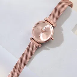 French Connection Women Dial & Stainless Steel Bracelet Style Straps Analogue Watch FCU5RGM-image-53