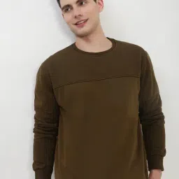 SHOW OFF Olive Cotton Slim Fit Solid Sweatshirt-image-2